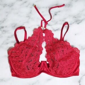 Victoria's Secret Lace Halter Bralette Keyhole Unlined Sexy Lingerie Red 32D NEW